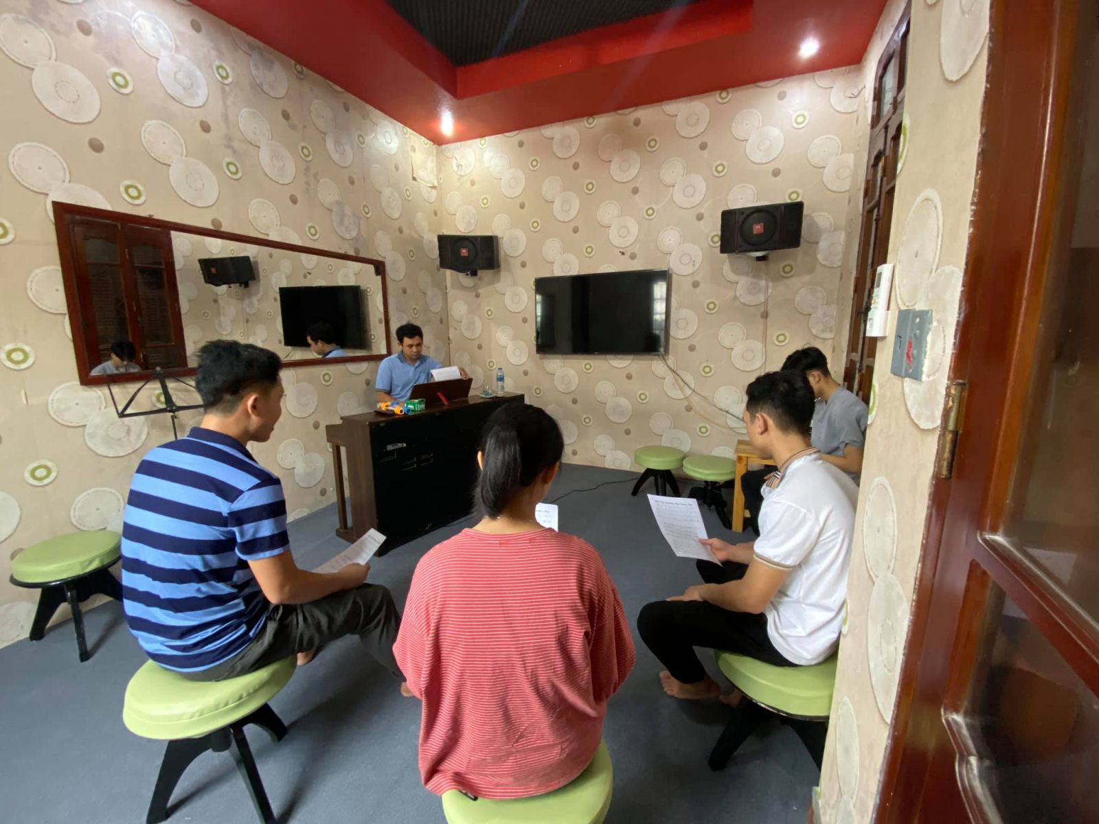 Lớp học thanh nhạc tại Thanh Hóa